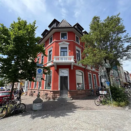 Historical Luxury Homes - Familiensuite Mit Terrasse Freiburg im Breisgau
