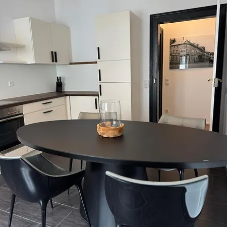 Historical Luxury Homes - Familiensuite Mit Terrasse Apartment Freiburg im Breisgau