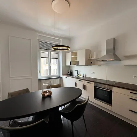 Historical Luxury Homes - Familiensuite Mit Terrasse